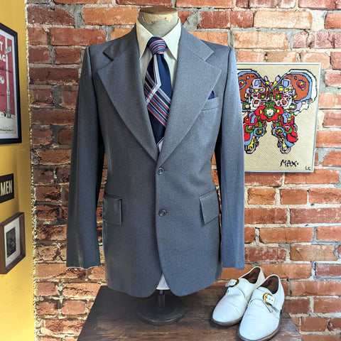 1970s Disco Era Gray Knit Polyester Suit Jacket Men's Vintage Blazer / Sport Coat by SEARS King's Road Clothing Shop - Size 40 (MEDIUM)