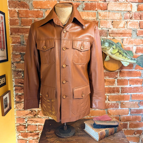 1970s Men's Vegan Leather Coat Disco Era Nutmeg Brown Vintage Vinyl or Pleather Car Coat from Macy's Men's Store - Size MEDIUM